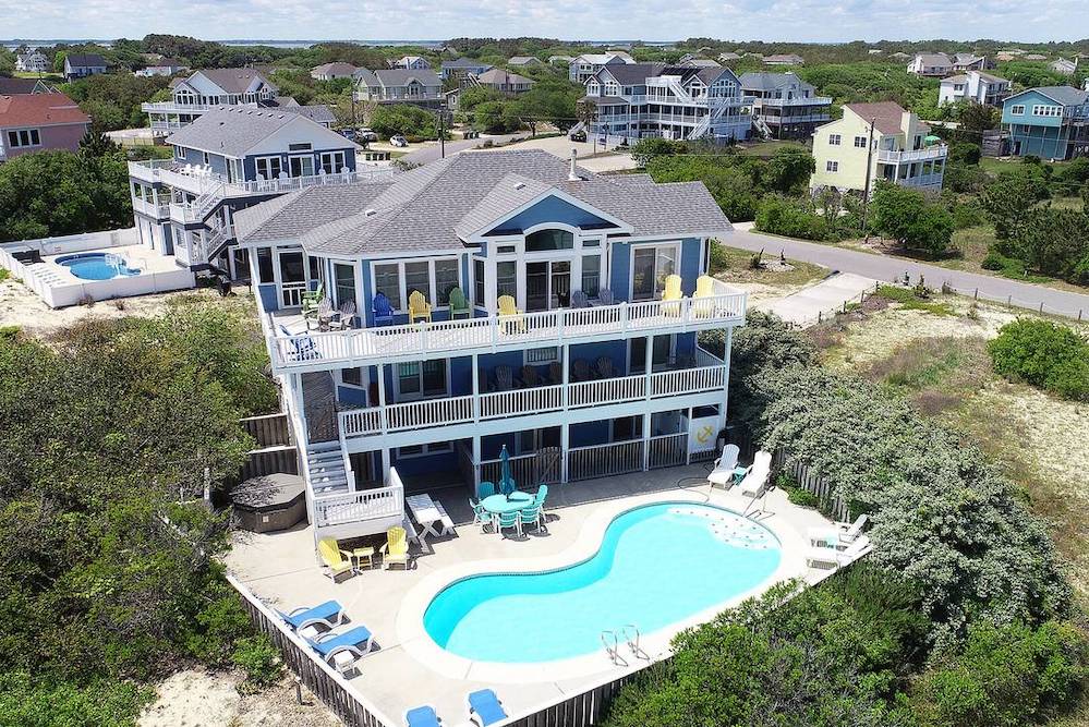 exterior view of Outer Banks vacation rental